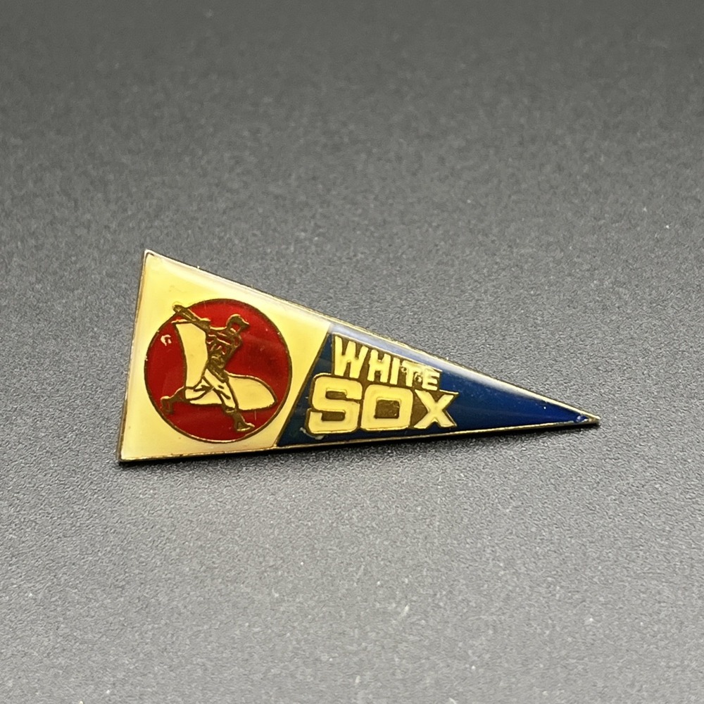 Vintage Chicago White Sox Pennant MLB Baseball Lapel Hat Pin